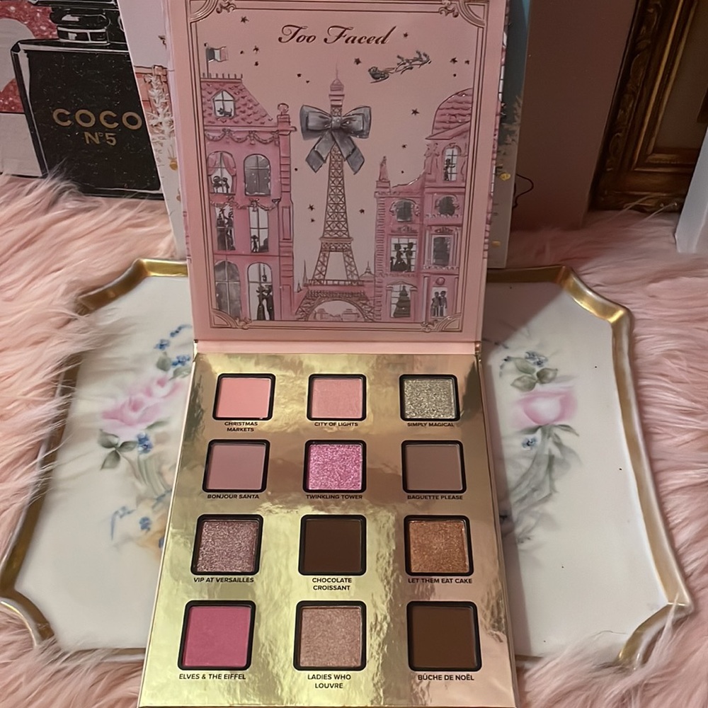 Too Faced Christmas 🎄 In The City Limited Edition Makeup 💄 Collection.NIB.FIRM - Picture 4 of 16